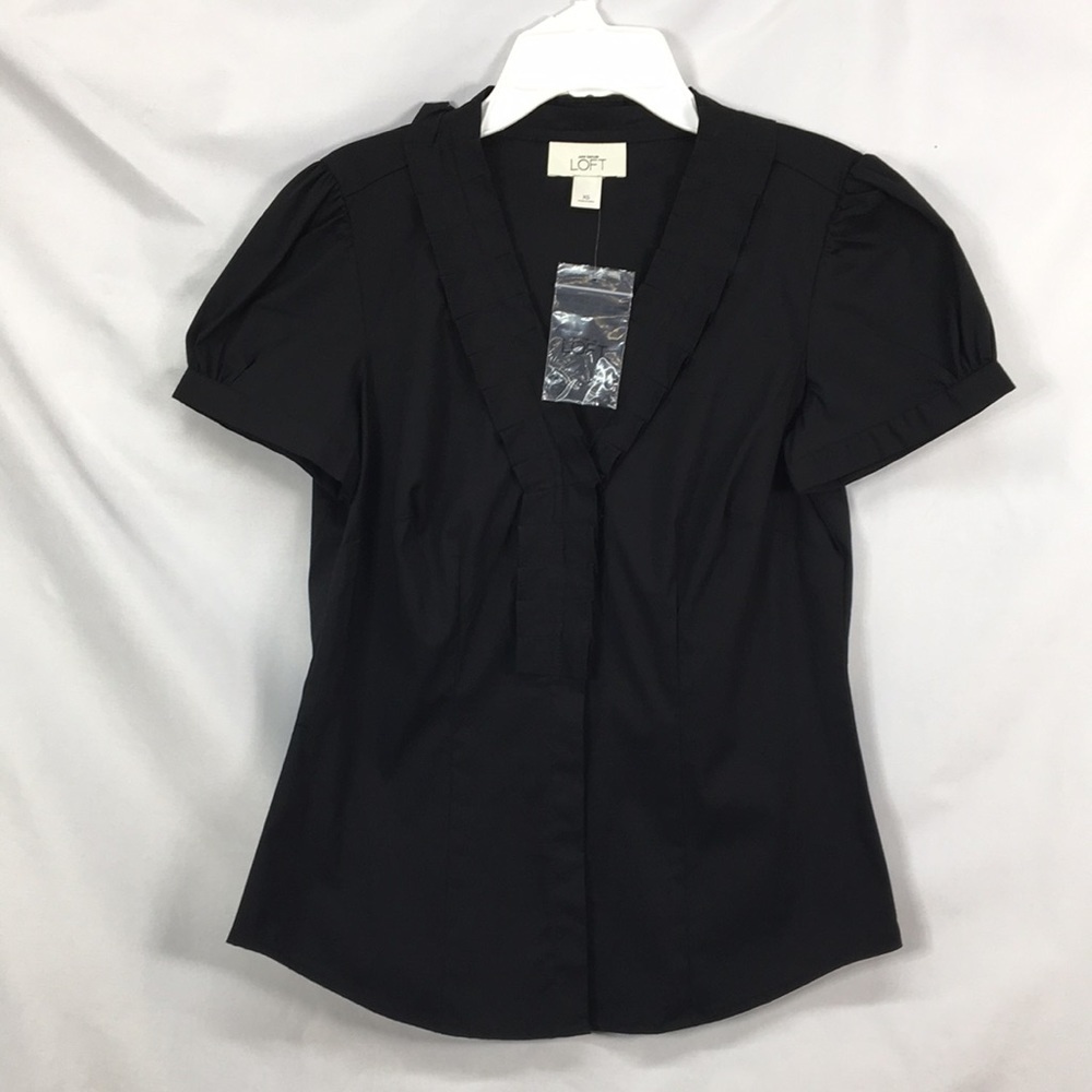 LOFT Women’s Button Up Short Sleeve Black Blouse Size XS NEW Without Tags